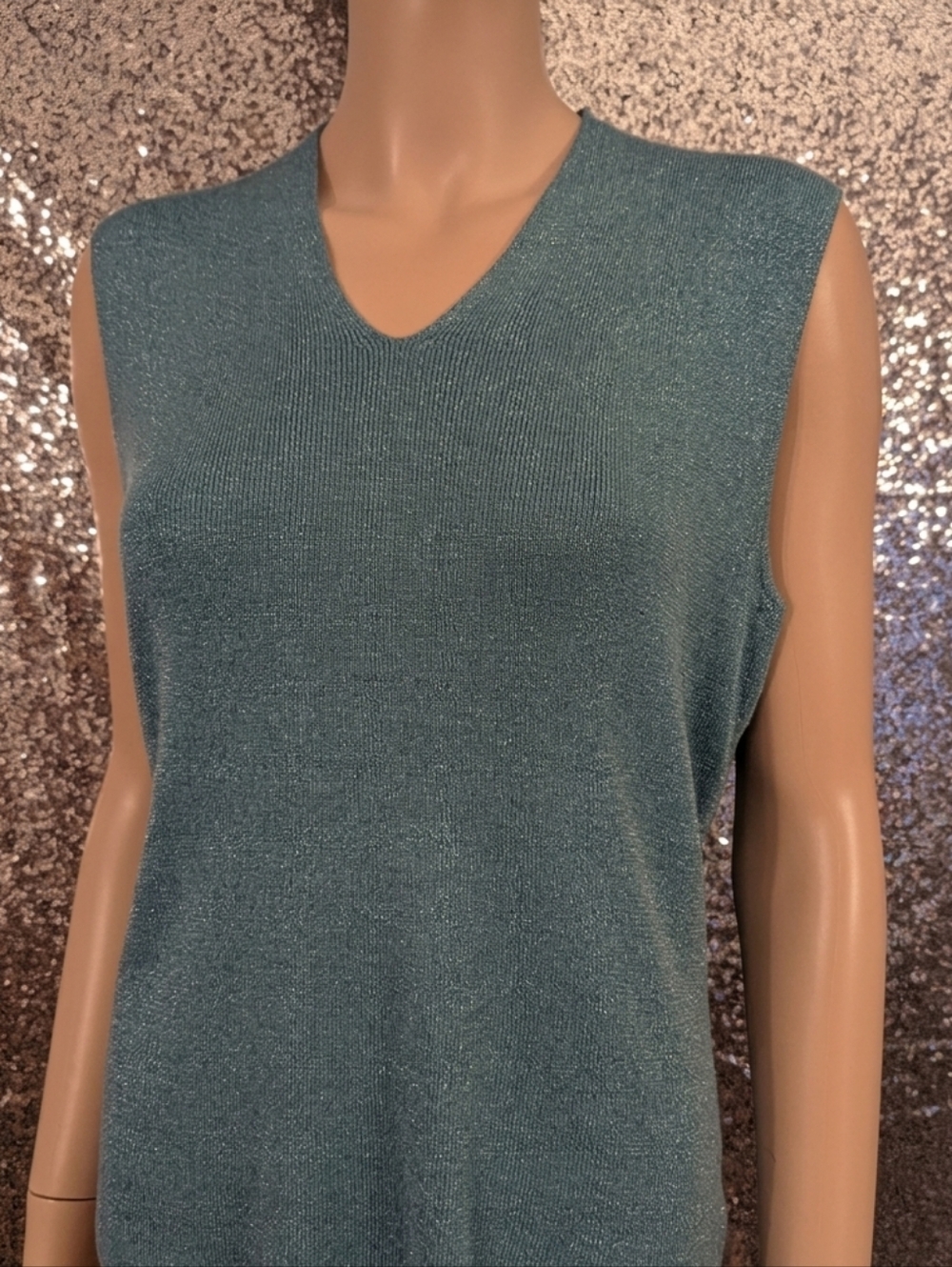 ​Vintage Sasson Metallic Teal Blue Knit V-Neck Tank Top XL